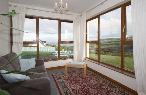 Lecamy House | 4 Bed in Moville oc-ii14960