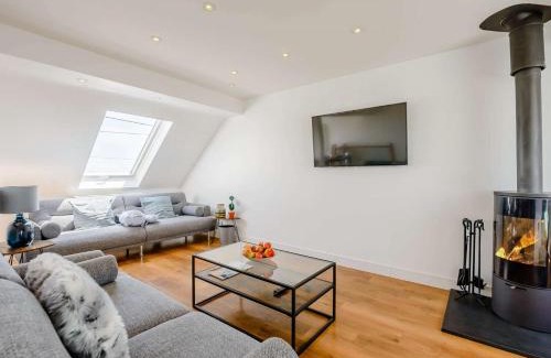 New Romney House | 4 Bed in New Romney 88208
