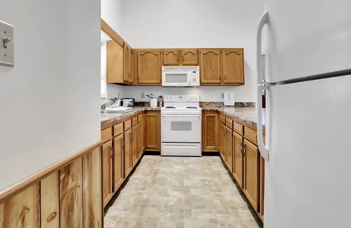 The Woods Cottage | 4 Bedroom/4Bath Cottage
