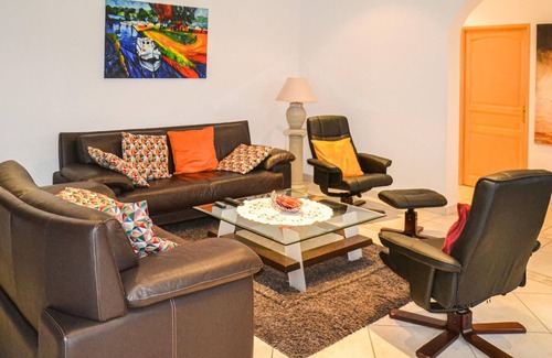 Capestang House | 4 bedroom accommodation in Capestang