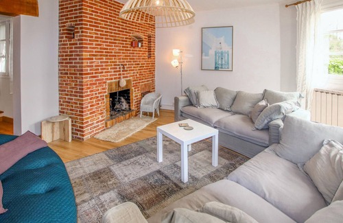 Vogue House | 4 bedroom accommodation in Vogüé