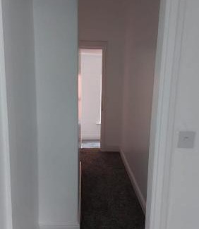 Hull House | 4 bedroom end terrace property