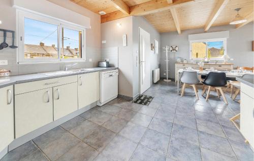 Cancale House | 4 Bedroom Gorgeous Home In Cancale