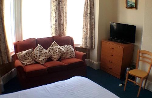 Great Yarmouth Apartment | 4 berth first floor flat Glen Villa 3
