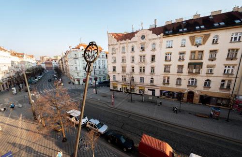 Vrsovice Apartment | 4 Bob's Apartments - 3 bedrooms, King size beds