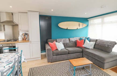 Widemouth Bay Cottage | 4 DRECKLY, pet friendly, character holiday cottage in Widemouth Bay