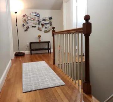 Needham House | #4 RED Gorgeous Cozy Room 6 Min to Babson College!