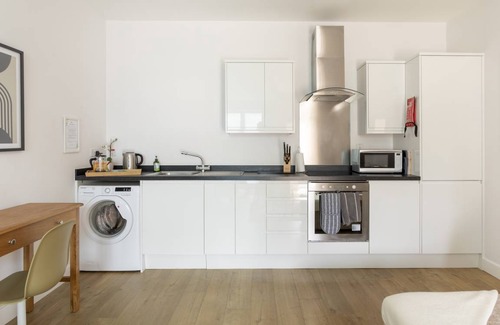 Redhill Apartment | 40 m² Apartment ∙ 1 bedroom ∙ 2 guests