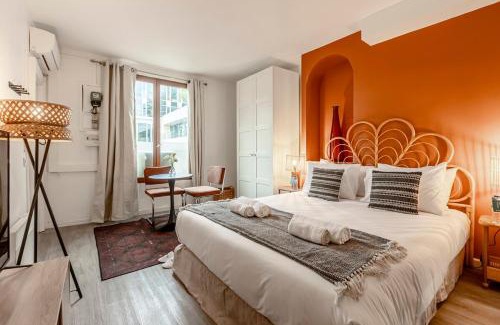 Vivienne Apartment | 41#Opéra #GrandsBoulevards #Studio # Paris 02 #AC