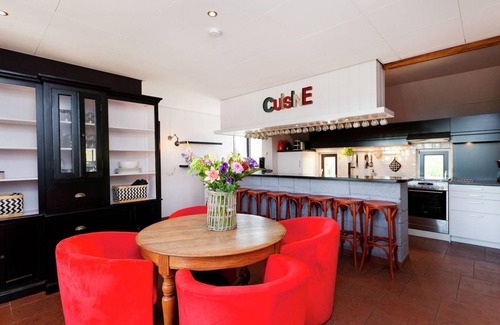 Heusden Gem Asten House | 431 m² House ∙ 9 bedrooms ∙ 26 guests
