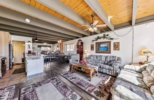 Tahoe Keys Condo | 439AW Tahoe Keys Studio Perfect Couples Get Away fall discounts in place