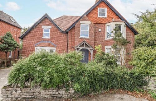 Swanage House | 49 Ulwell Road