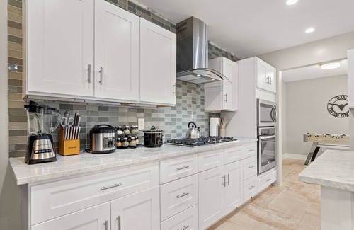 Leon Valley House | 4Bdrm + Patio | Near Med Center Lackland Riverwalk