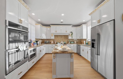 Rancho San Diego House | 4BR/2Bth, Pool, View, 4 Parking, King Bed, Big Yard