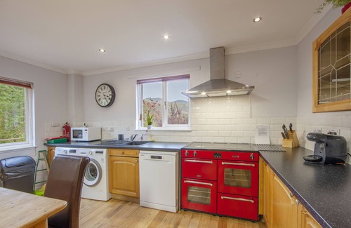 Lerags House | 5 bed detached house. 8 min drive from Oban