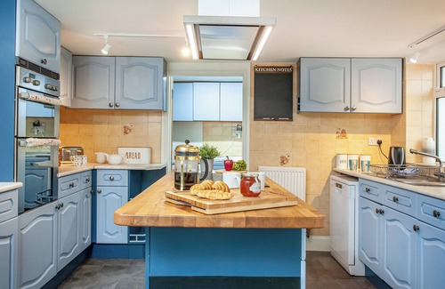 Stoke Gabriel Cottage | 5 bedroom accommodation in Stoke Gabriel, near Totnes