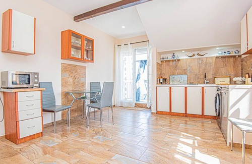 Raslina Apartment | 5 bedroom lovely apartment in Raslina