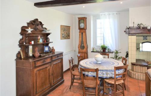 Miossens-Lanusse House | 5 Bedroom Nice Home In Miossens Lanusse