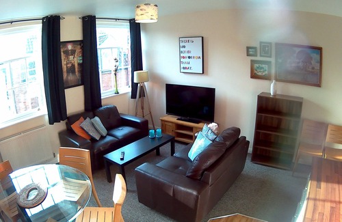 Hull Old Town Apartment | 5 Bedroom Serviced Apartment