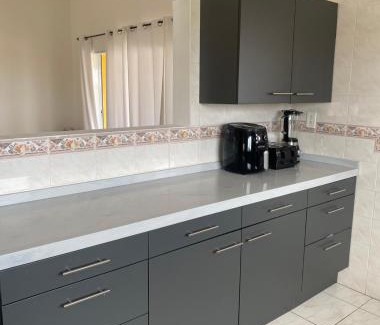 Grote Berg House | 5 Bedroom Villa with Swimming Pool