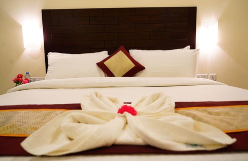 Courtallam Hotel | 5 Falls Resort
