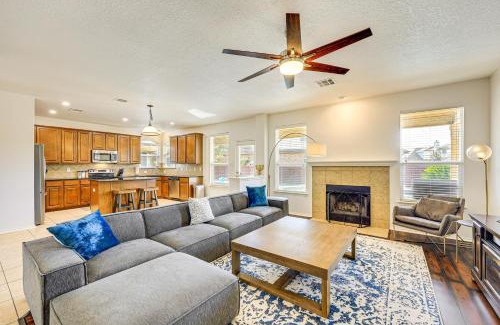 Cibolo House | 5 Mi to Randolph AFB Spacious Cibolo Haven!