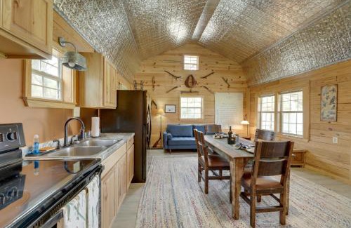 Sublime House | 5 Mi to Splashway Waterpark Cabin in Rock Island