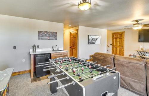 Deadwood House | 5 Mi to Terry Peak Spacious Lead Cabin with Hot Tub