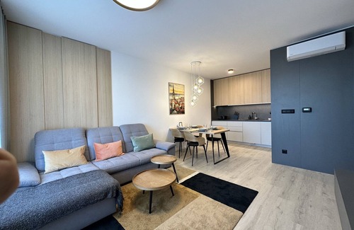 Nivy Apartment | 5 min of walk from the center, panoramic view, brand new apartment