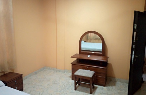 Labadi House | 5 Mins to Labadi Beach Hotel! 3-Bedroom Furnished House with Private Compoundnn