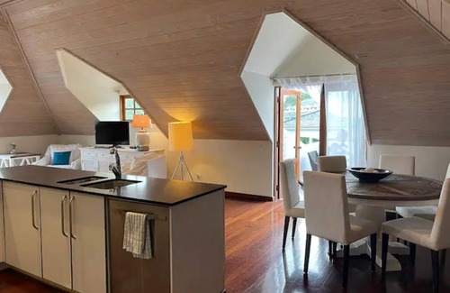 Freetown Apartment | 5 minutes to the beach 2 minutes to our infinity pools spacious 2 bedroom villa,