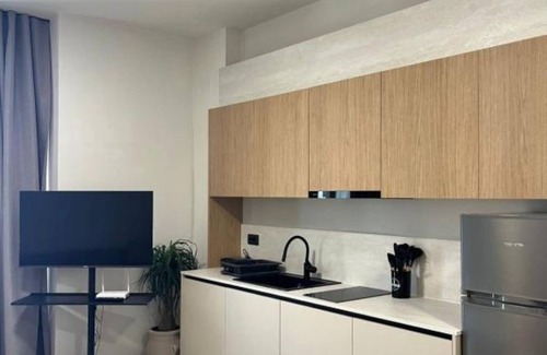 Vlore Apartment | 5-minutes to the beach! Two-Bedroom Apartment with Partial Ocean View