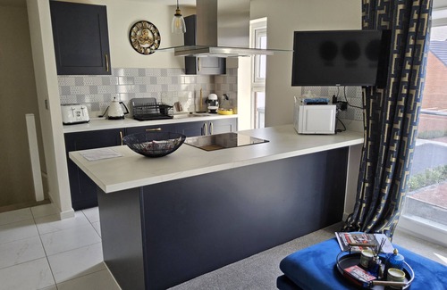 Doncaster House | 5 Star, 1 Bed, Sleeps 4, Free Parking