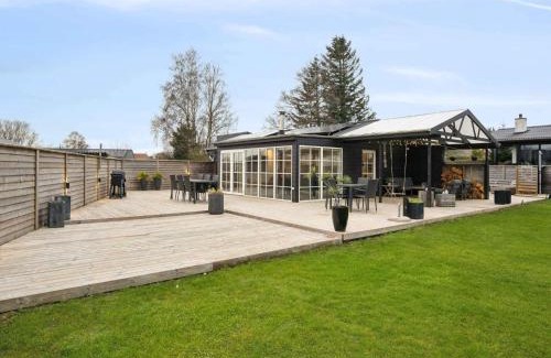 Hvidbjerg Strand House | 5 star holiday home in Børkop