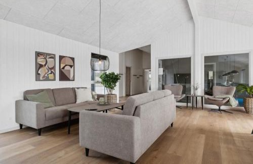 Idestrup House | 5 star holiday home in Idestrup