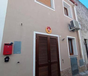 Ploaghe House | 50 m² House ∙ 1 bedroom ∙ 5 guests
