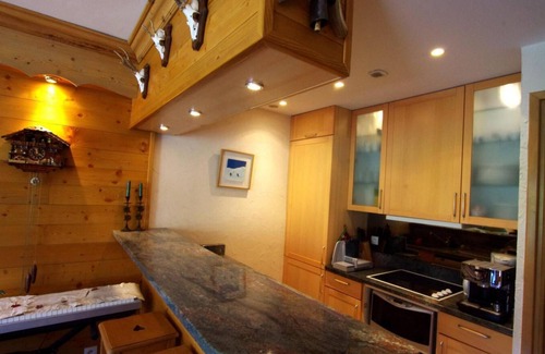 Tignes le Lac Apartment | 50m from ski slopes, 7th floor, view lake, balcony, tv, ski locker, 55m², Tignes