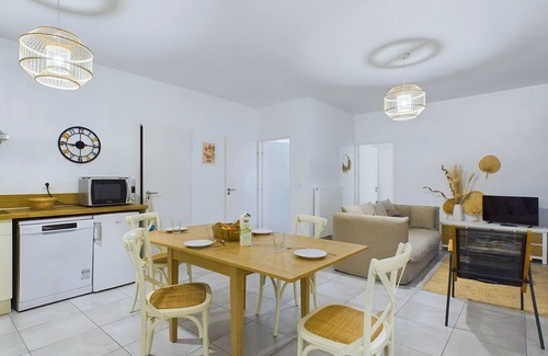 Pleneuf-Val-Andre Apartment | 50m from the beach, nice flat for 6