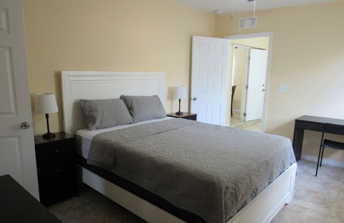 Orient Park House | 5BR Home in Tampa, Great Location