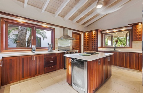 Casa de Campo House | 6 Bdrm Oceanfront with Pool/HotTub & Staff. Rates are discounted Sept/Oct '25.