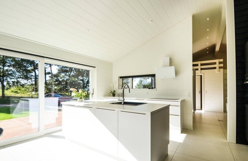 Øer Strand House | 6 bedroom gorgeous home in Ebeltoft