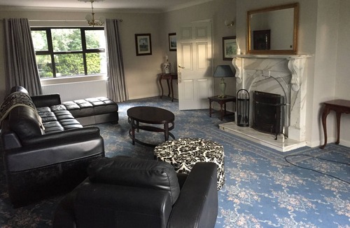 Galway House | 6 Bedroom luxurious, Galway City House.