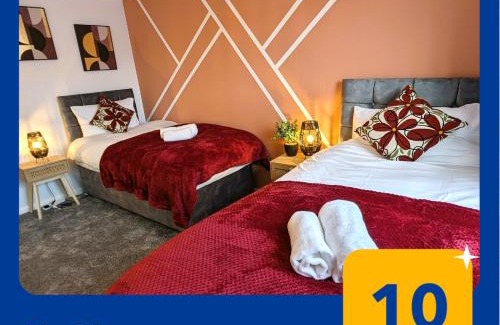 Huntingdon House | 6 Guests * 4 Bedroom * Free Wi-Fi *Huntingdon