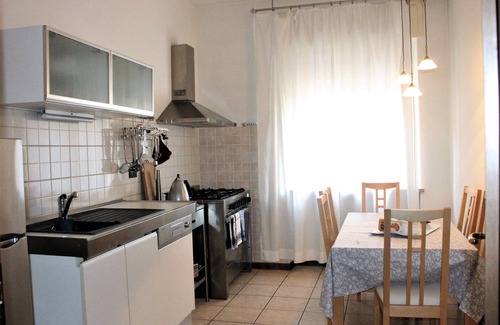Verona City Centre Apartment | 6 people elegant apartment in the heart of Verona