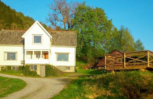 Lonevag House | 6 person holiday home in LONEVÅG-By Traum