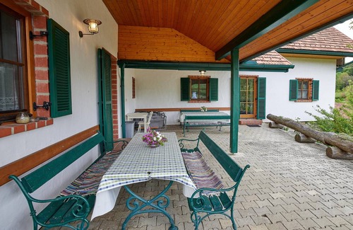 Feldbach Apartment | 60 m² Apartment ∙ 2 bedrooms ∙ 4 guests