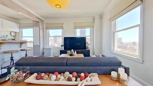 Tenderloin House | 631 O'farrell Steet #1516