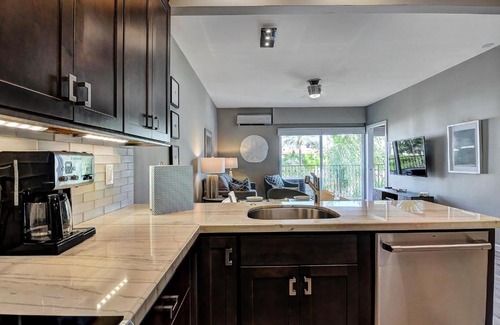 Carlsbad House | 647 Luxury Inside The Gates LaCosta Resort-Top Floor Steps from Resort 647