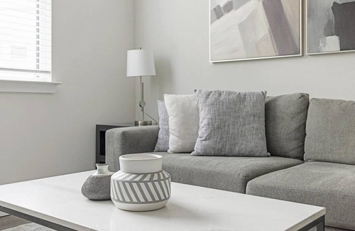 Spring Branch East Apartment | 67 m² Apartment ∙ 1 bedroom ∙ 2 guests
