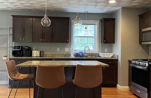 Kingston House | 7 BR's, 3 baths, 2 acres. FIREPIT, A/C, Near Narragansett, Newport, URI